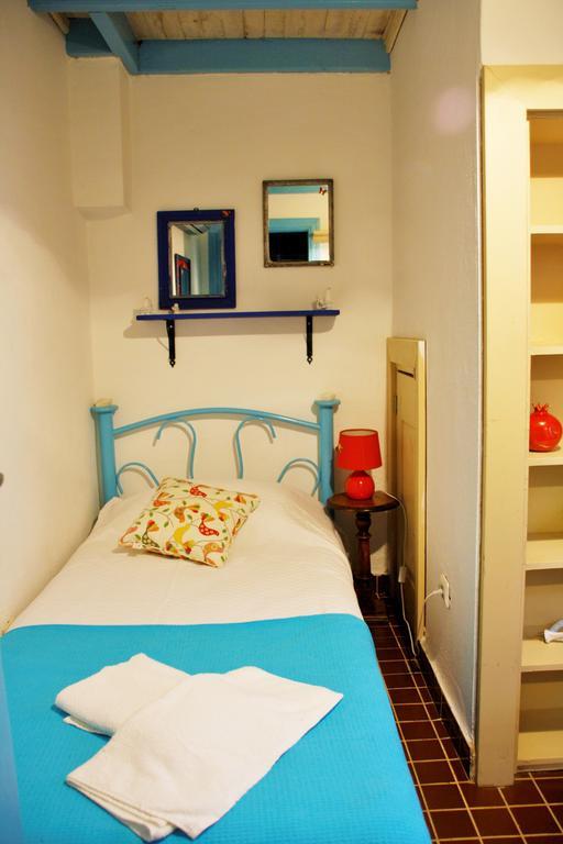 Cemil Ipekci Pension Bodrum Szoba fotó